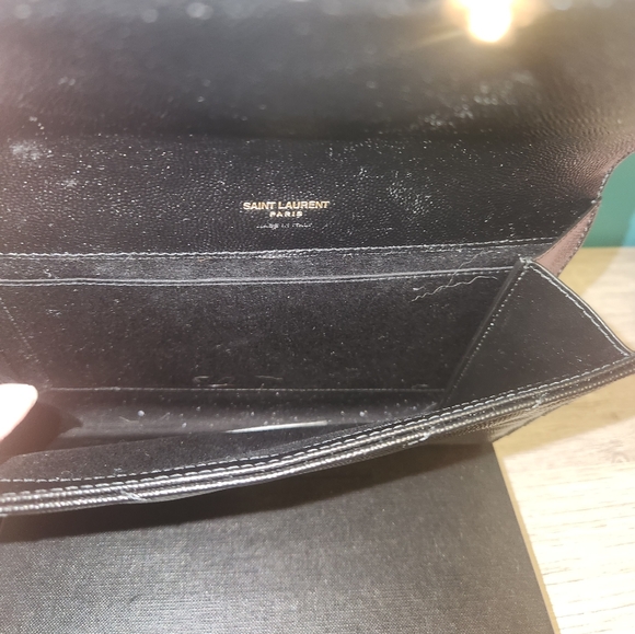 AUTHENTIC SAINT LAURENT QUILTED FLAP WRISTLET - Picture 3 of 16